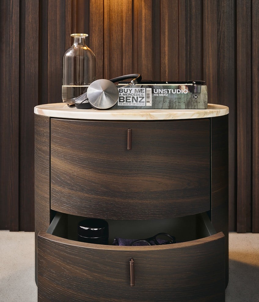 Poliform bedside outlet table