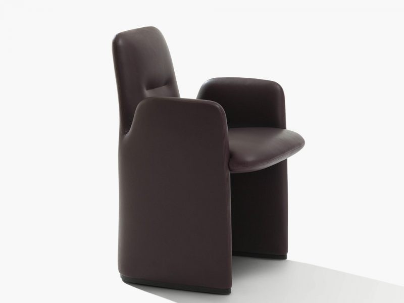 Poliform_sedie_GUEST_anteprima_960x960px_02 800x600
