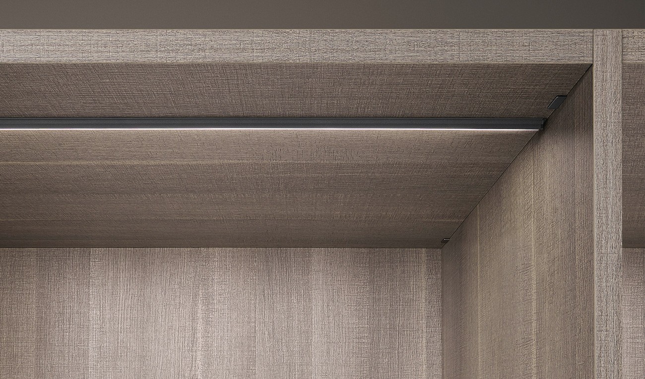 Poliform_cabinearmadio_SENZAFINE_sistemailluminazione_3 Poliform_cabinearmadio_SENZAFINE_sistemailluminazione_3