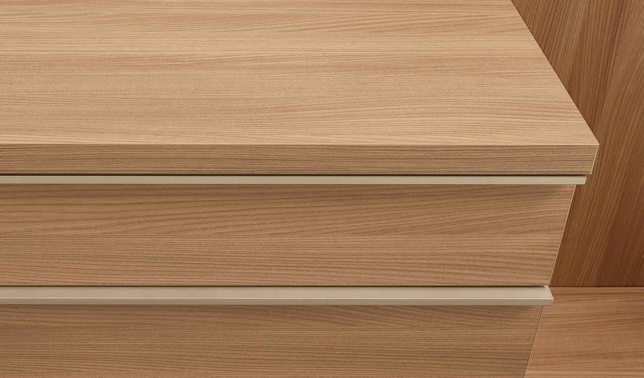 Poliform_cabinearmadio_UBIK_1300x764px_finiture_attrezzatura_1 1 Poliform_cabinearmadio_UBIK_1300x764px_finiture_attrezzatura_1 1