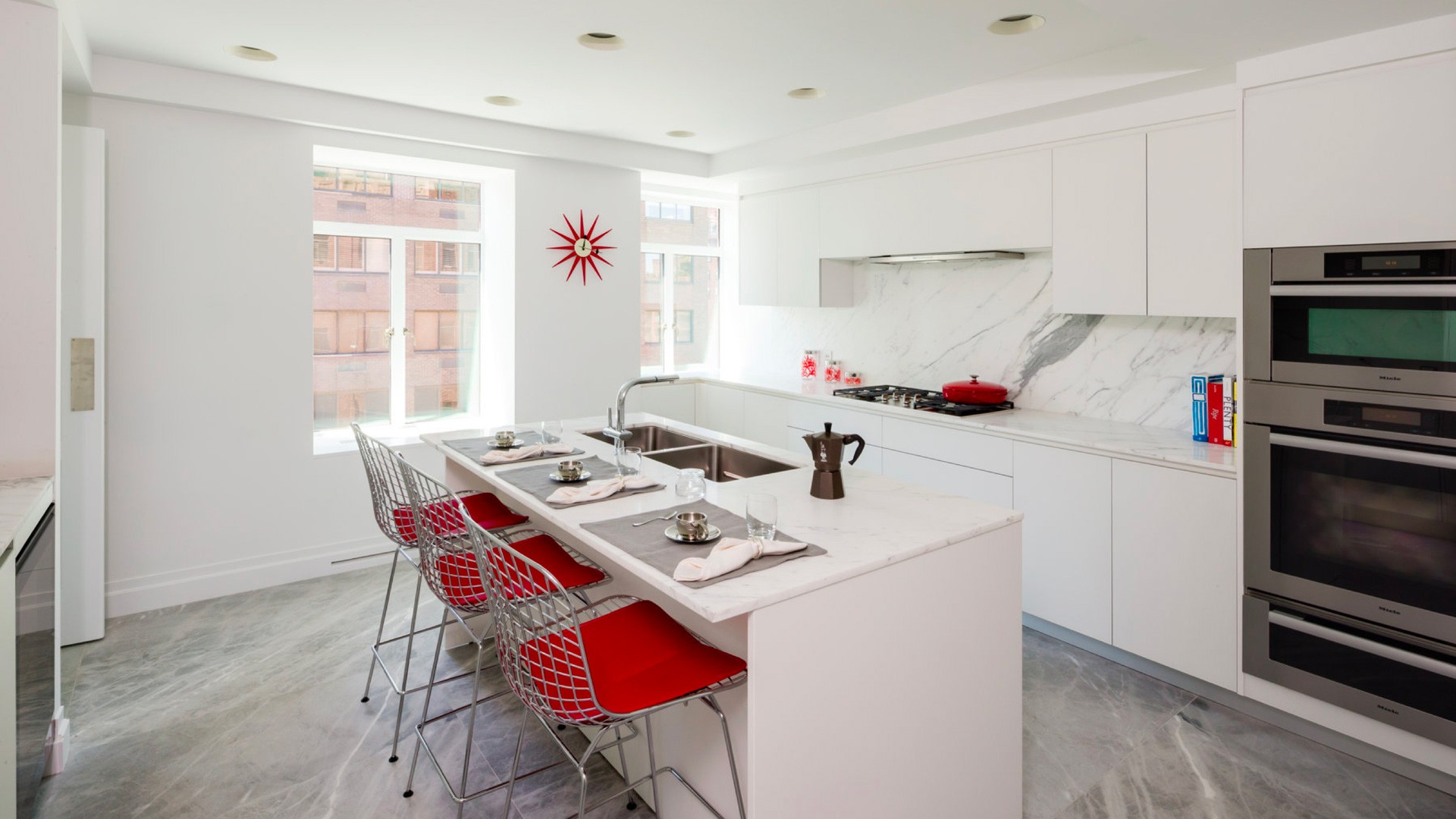 Poliform_contract_residential_737_PARK_AVENUE_05_1920x1080px_gallery
