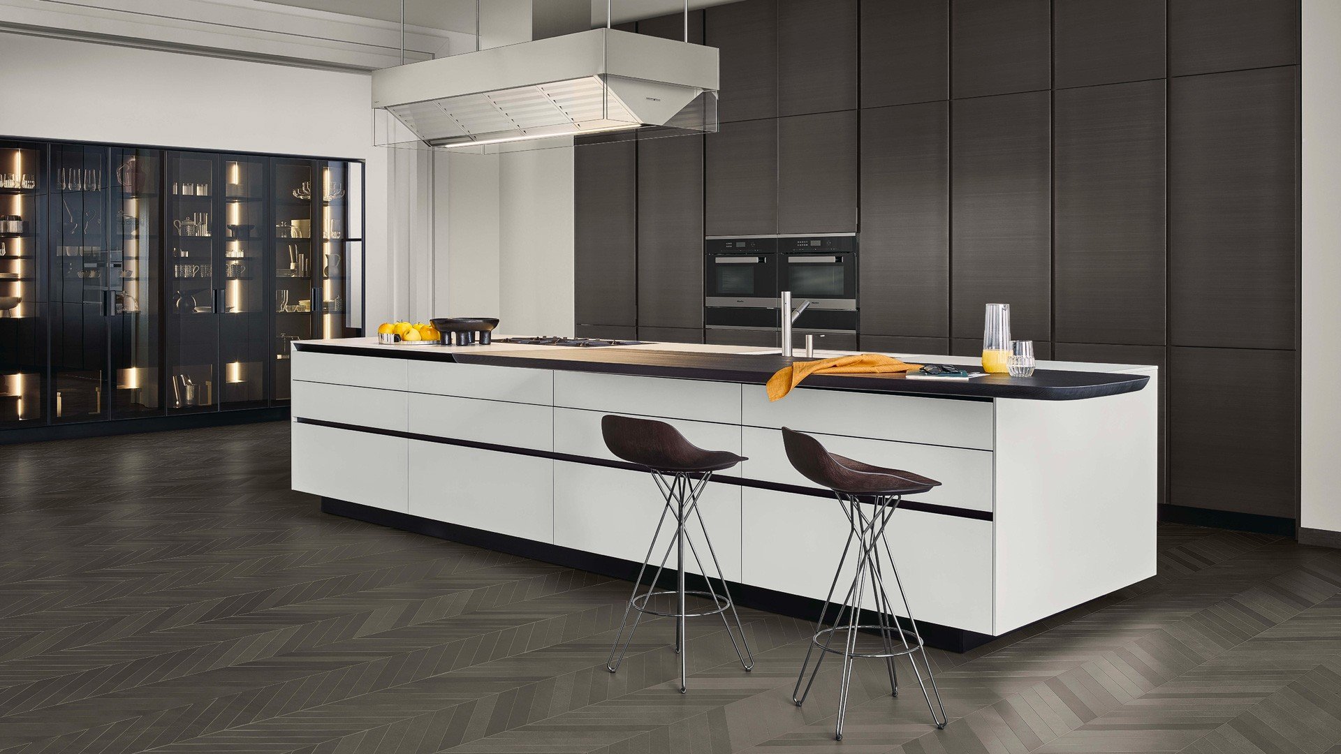 Poliform_cucine_TWELVE_01F_amb_1920x1080px