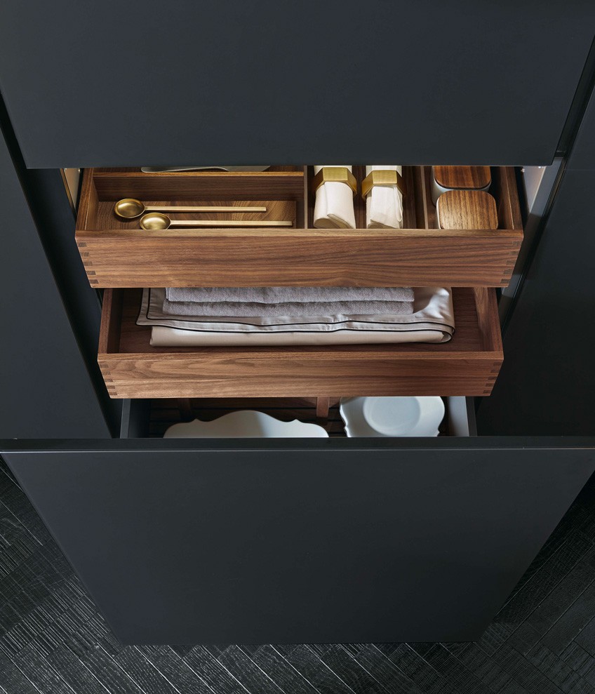 Poliform_cucine_TWELVE_02H_amb_834x989px