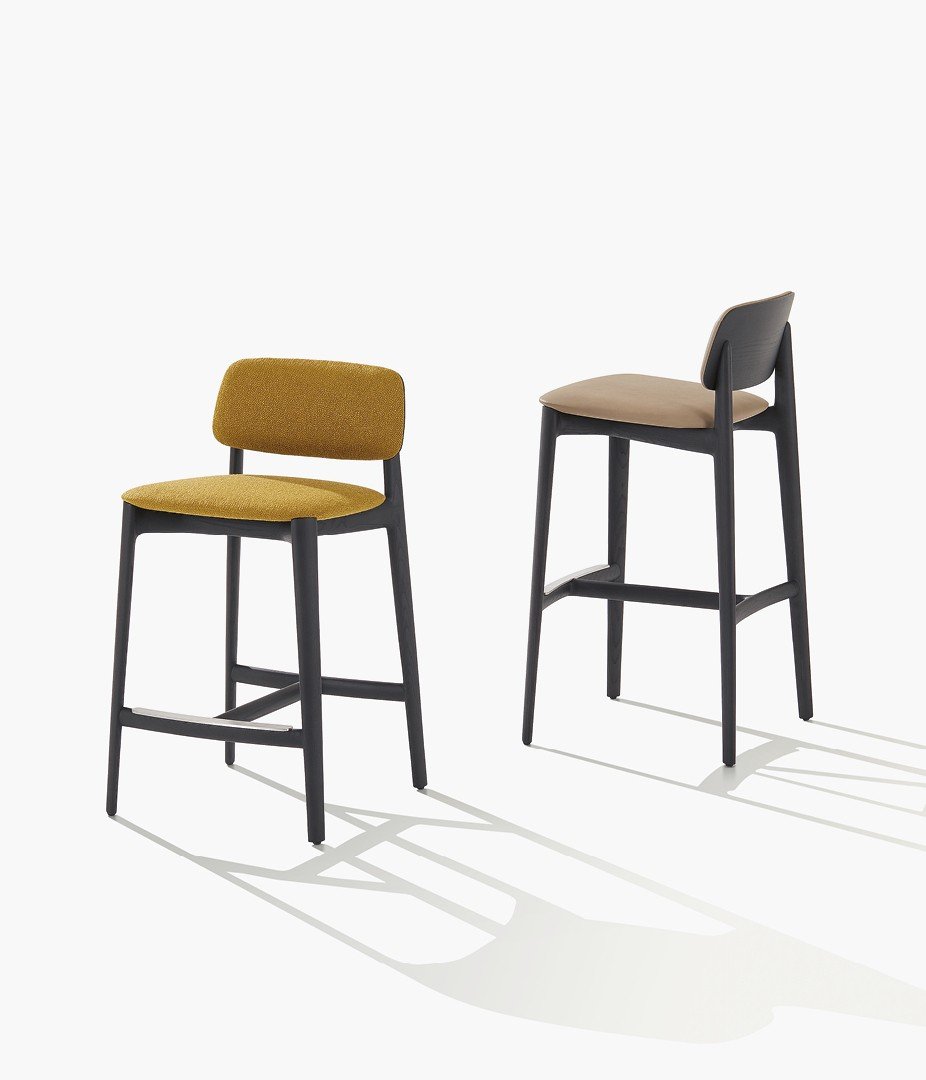 Poliform_stool_CURVE_926x1080px_02